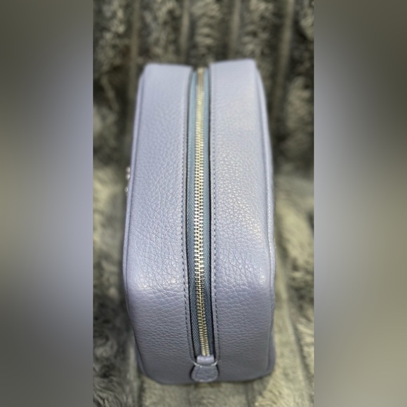 NWT Coach Disney Cinderella cosmetic boxy bag - Picture 6 of 10